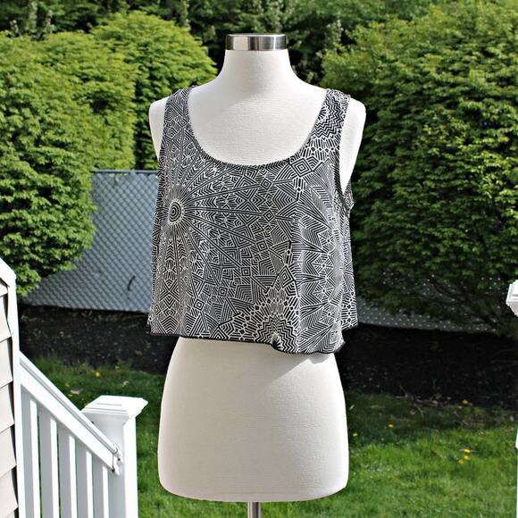 Fire Los Angeles Women's Crop Tank Indie Sleaze Vamp Whimsigoth Size Medium - Picture 4 of 11